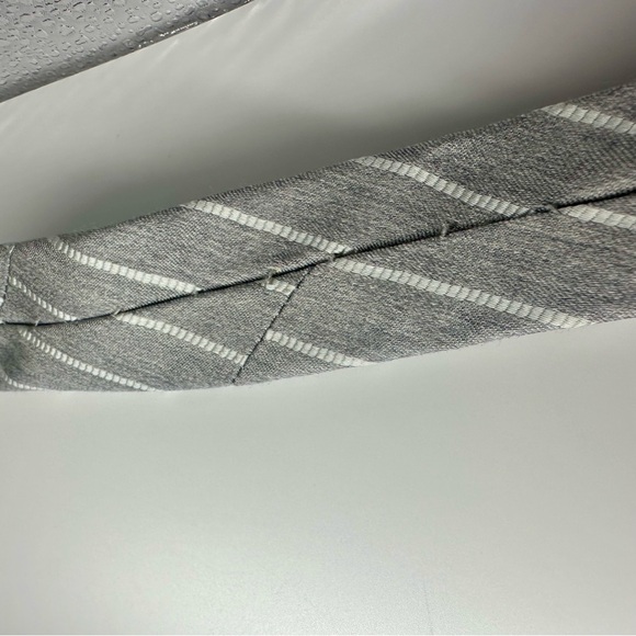LNWOT Untipped LONG Arte by Aleta Gray Striped 100% Silk Classic Tie 61” 4” - Picture 5 of 6